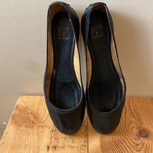 Frye Carson Ballet Flats
